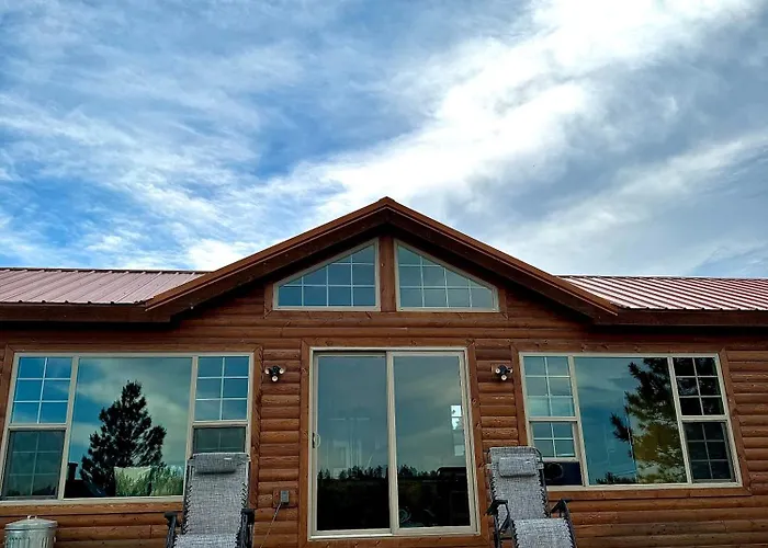 The At Lodge Devils Tower